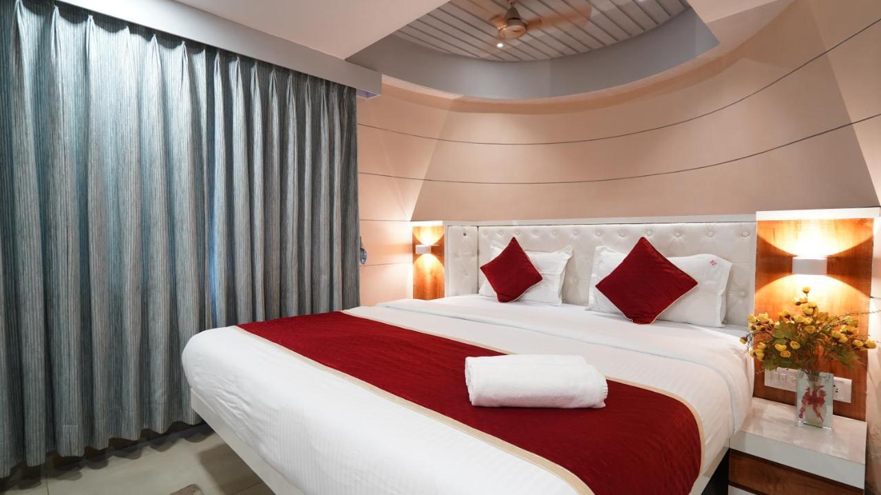 Hotel Jk Regency, Mumbai International 外观 照片