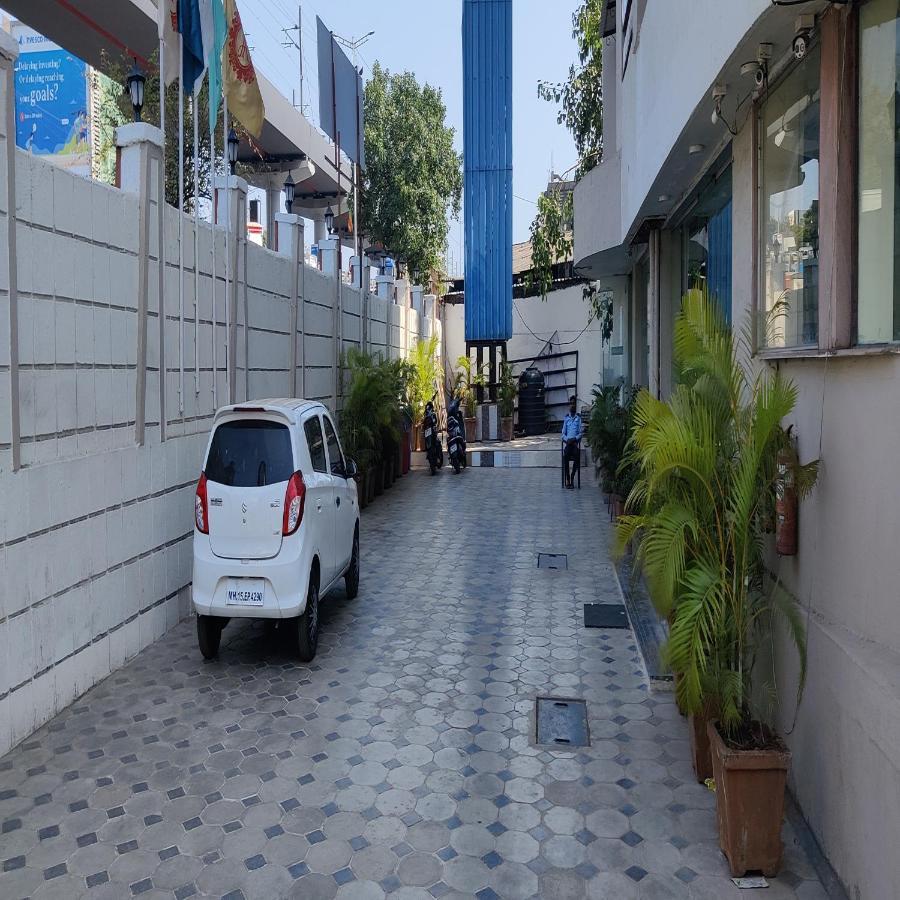 Hotel Jk Regency, Mumbai International 外观 照片