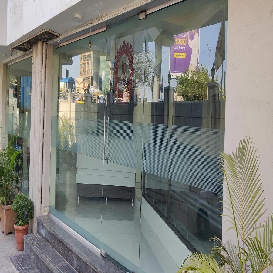 Hotel Jk Regency, Mumbai International 外观 照片