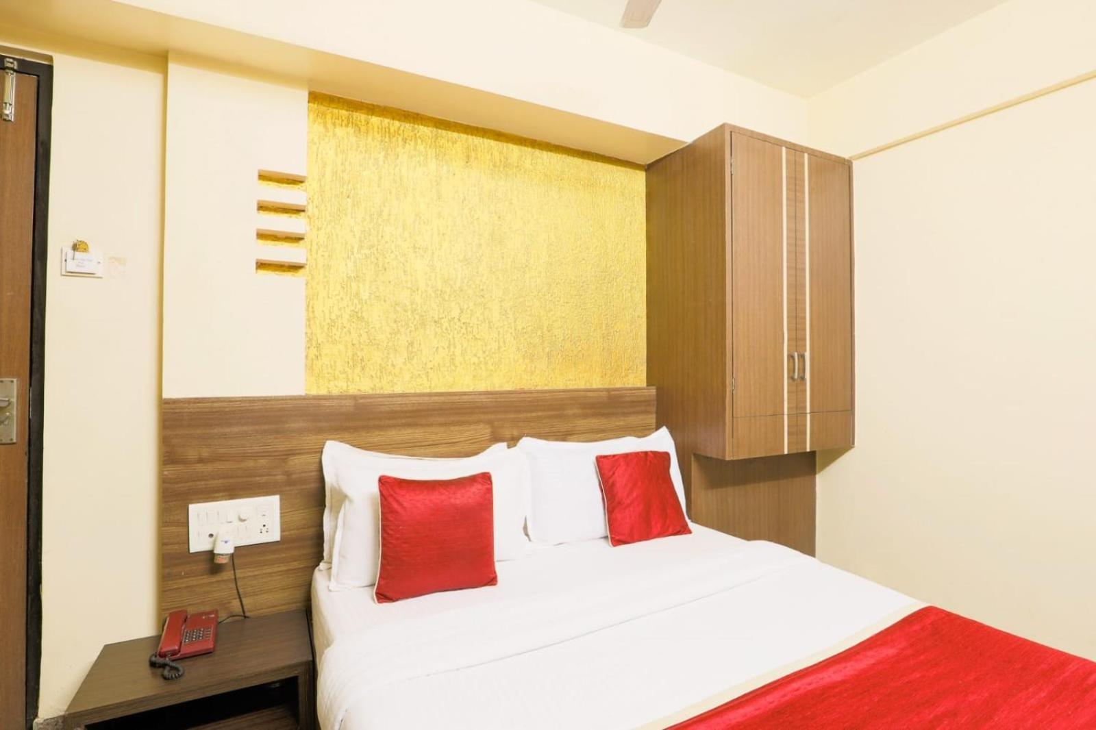 Hotel Jk Regency, Mumbai International 外观 照片