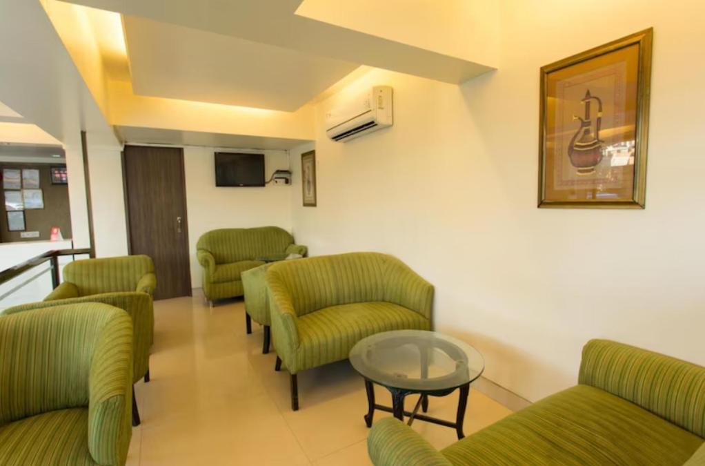 Hotel Jk Regency, Mumbai International 外观 照片